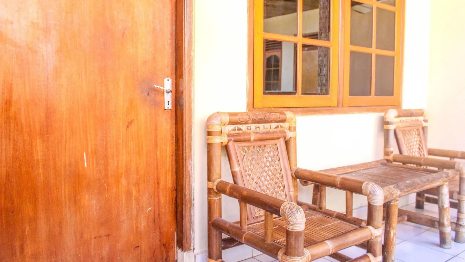 Bali Manik Beach Inn Kuta Lombok Hotel